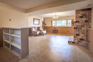 1379 Cumberland Cir W, Elk Grove Village, IL 60007 - Photo 7