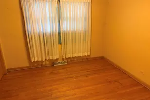 8325 S Karlov Ave, Chicago, IL 60652 - Photo 9
