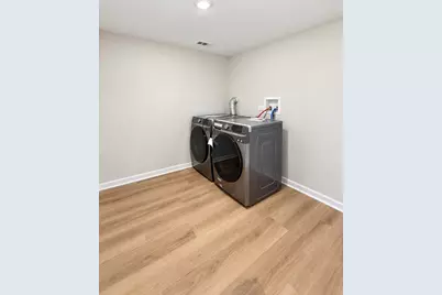 18 S Austin Boulevard #B, Oak Park, IL 60304 - Photo 11