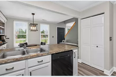 224 Presidential Boulevard, Oswego, IL 60543 - Photo 9