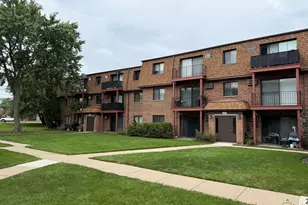 495 McHenry Rd, Wheeling, IL 60090 - Photo 1