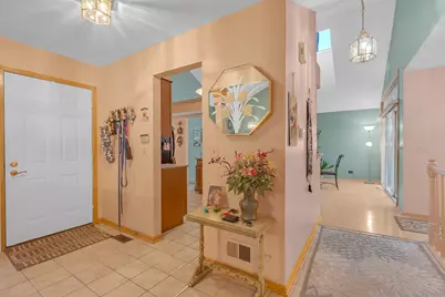 2026 N Windham Court, Arlington Heights, IL 60004 - Photo 5