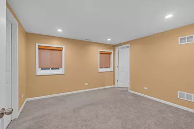 2026 N Windham Court, Arlington Heights, IL 60004 - Photo 27
