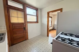 4208 W Cullom Ave, Chicago, IL 60641 - Photo 7
