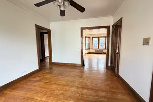 4208 W Cullom Ave, Chicago, IL 60641 - Photo 9