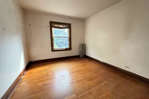 4208 W Cullom Ave, Chicago, IL 60641 - Photo 13
