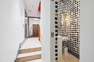 1318 N Astor St, Chicago, IL 60610 - Photo 13