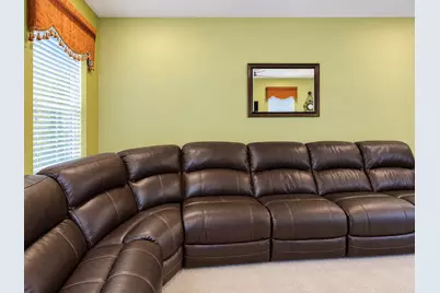 3042 Seekonk Avenue, Elgin, IL 60124 - Photo 19