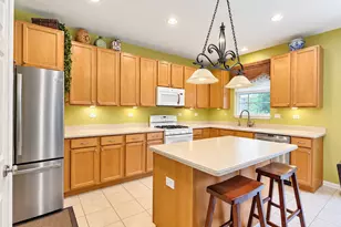 3042 Seekonk Ave, Elgin, IL 60124 - Photo 15
