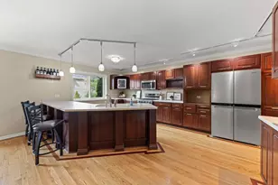 1221 Geneva Ln, Lake Zurich, IL 60047 - Photo 9