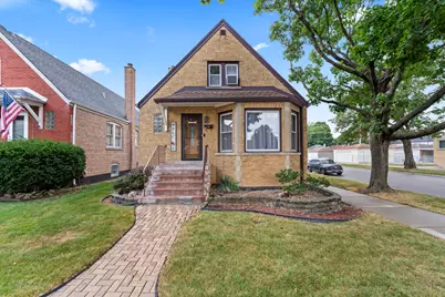 5300 S Narragansett Avenue, Chicago, IL 60638 - Photo 1