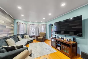 5300 S Narragansett Ave, Chicago, IL 60638 - Photo 5