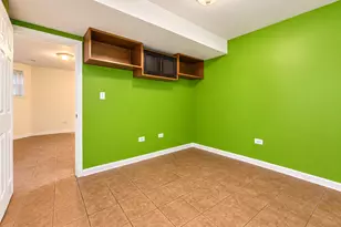 1229 N Austin Blvd, Chicago, IL 60651 - Photo 9