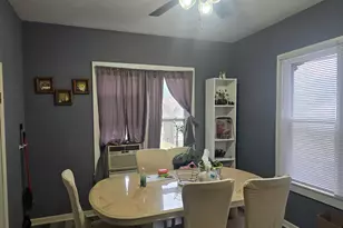 8237 S Burley Ave, Chicago, IL 60617 - Photo 3