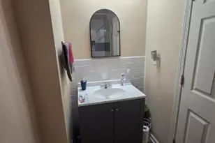 8237 S Burley Ave, Chicago, IL 60617 - Photo 7