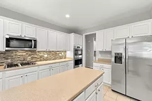 12805 Muir Dr, Huntley, IL 60142 - Photo 9
