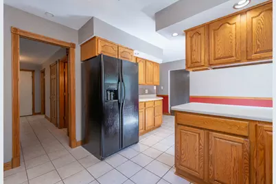 732 Santa Fe Drive, Freeport, IL 61032 - Photo 29