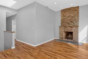 1422 W Taylor St, Chicago, IL 60607 - Photo 3