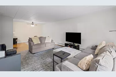 1000 S Lorraine Road #110, Wheaton, IL 60189 - Photo 7