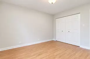 9374 Bay Colony Dr, Des Plaines, IL 60016 - Photo 27