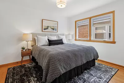 6905 W Leland Avenue, Harwood Heights, IL 60706 - Photo 5