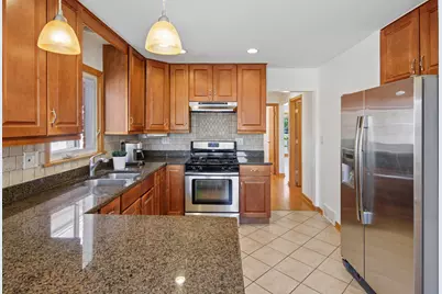 6905 W Leland Avenue, Harwood Heights, IL 60706 - Photo 9