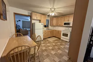 518 NW 5th Ave, Galva, IL 61434 - Photo 7