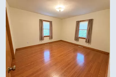 518 NW 5th Avenue, Galva, IL 61434 - Photo 11