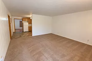 518 NW 5th Ave, Galva, IL 61434 - Photo 3
