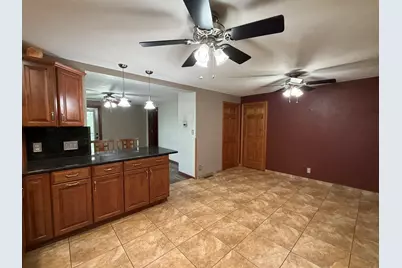2472 W Red Oak Road, Freeport, IL 61032 - Photo 17