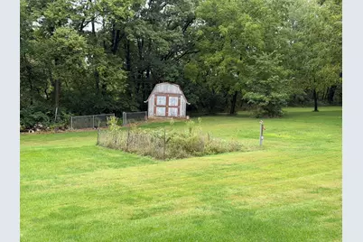 2472 W Red Oak Road, Freeport, IL 61032 - Photo 51