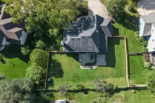 2211 Joyce Ln, Naperville, IL 60564 - Photo 33