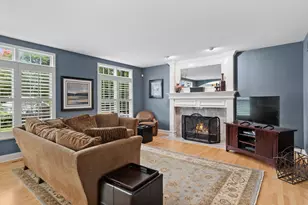 2211 Joyce Ln, Naperville, IL 60564 - Photo 9