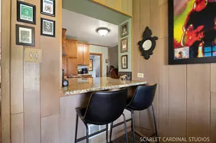 819 S Harvard Ave, Villa Park, IL 60181 - Photo 13