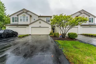2525 Looking Glass Ct, Aurora, IL 60502 - Photo 1