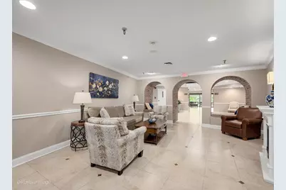 701 Lake Hinsdale Drive #410, Willowbrook, IL 60527 - Photo 3