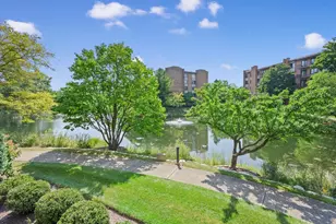 701 Lake Hinsdale Dr, Willowbrook, IL 60527 - Photo 25