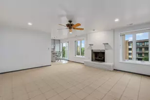 701 Lake Hinsdale Dr, Willowbrook, IL 60527 - Photo 17