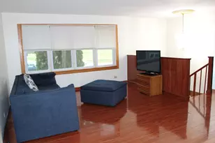 409 E Cherry Hill, Addison, IL 60101 - Photo 3