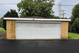 409 E Cherry Hill, Addison, IL 60101 - Photo 23