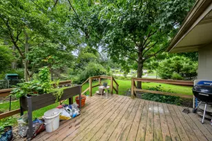 324 W Elm St, Wheaton, IL 60189 - Photo 15