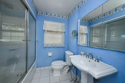 324 W Elm Street, Wheaton, IL 60189 - Photo 9