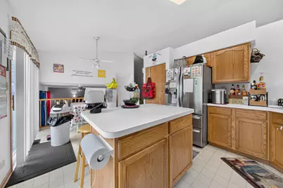 353 Valley Forge Avenue, South Elgin, IL 60177 - Photo 17