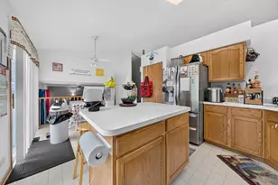353 Valley Forge Ave, South Elgin, IL 60177 - Photo 17
