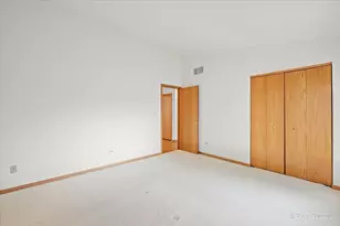 664 Mayfair Dr, Carol Stream, IL 60188 - Photo 25