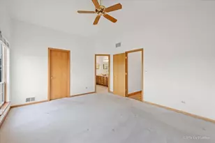 664 Mayfair Dr, Carol Stream, IL 60188 - Photo 17