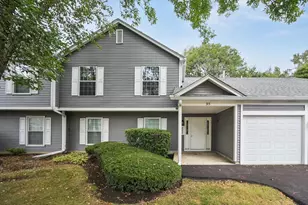95 Midhurst Ct, Naperville, IL 60565 - Photo 1