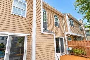 504 Ascot Ln, Streamwood, IL 60107 - Photo 3