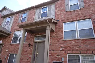 131 Bristol Ln, Wood Dale, IL 60191 - Photo 1