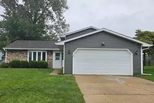 1310 Leawood Dr, Elgin, IL 60120 - Photo 1